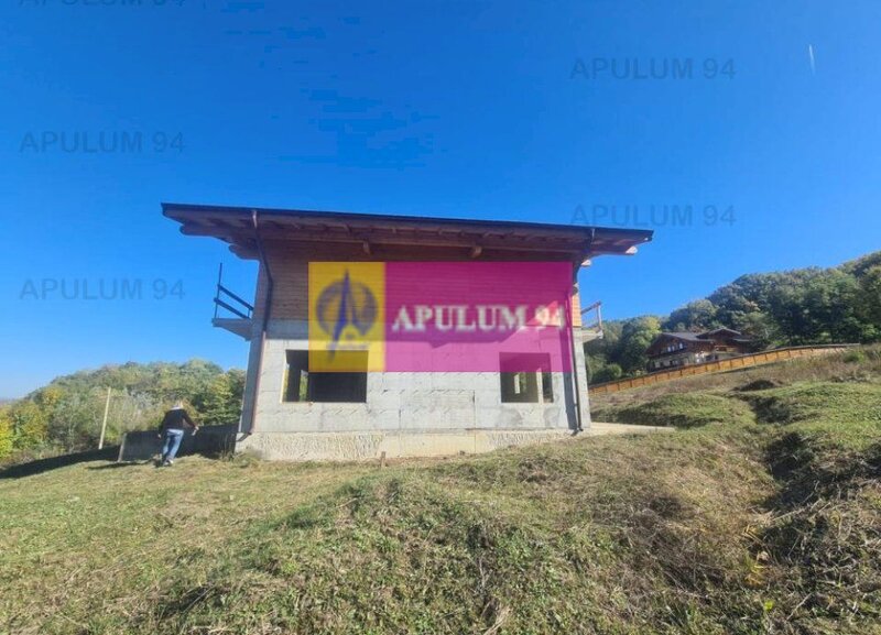 Vila de vanzare in Poiana - Campina